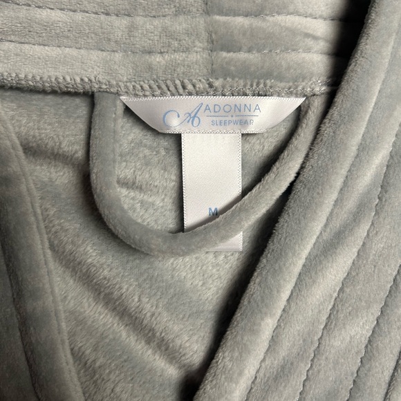 Adonna Sleepwear • Gray • Plush • Robe • Size Medium - Picture 16 of 16